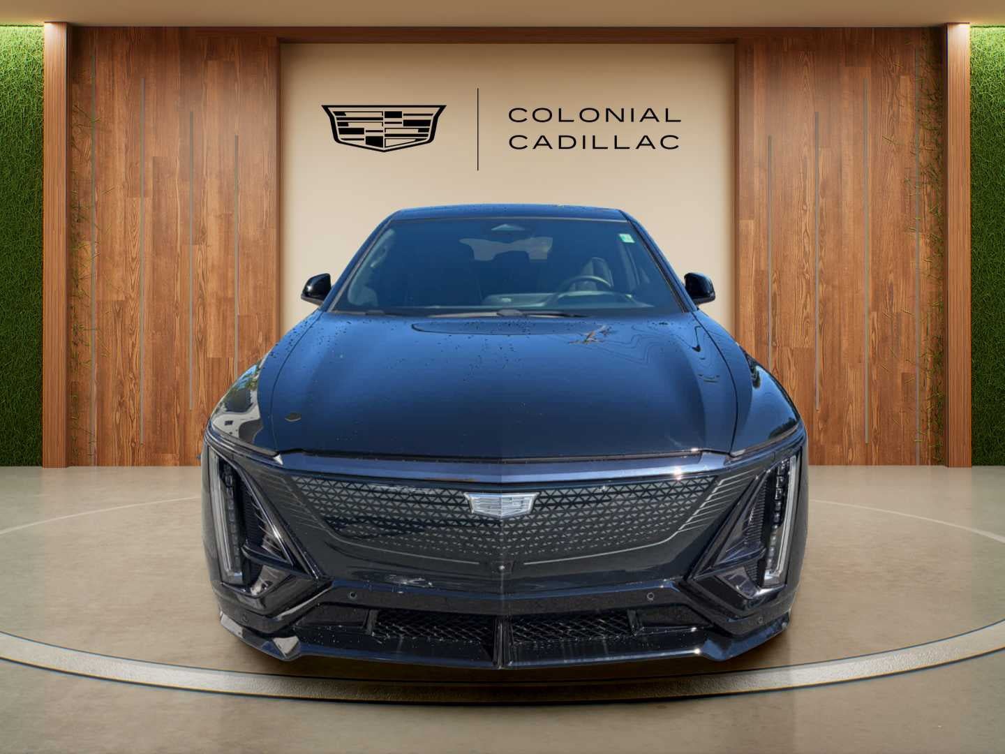 Used 2026 Cadillac Lyriq V AWD/4WD image 2