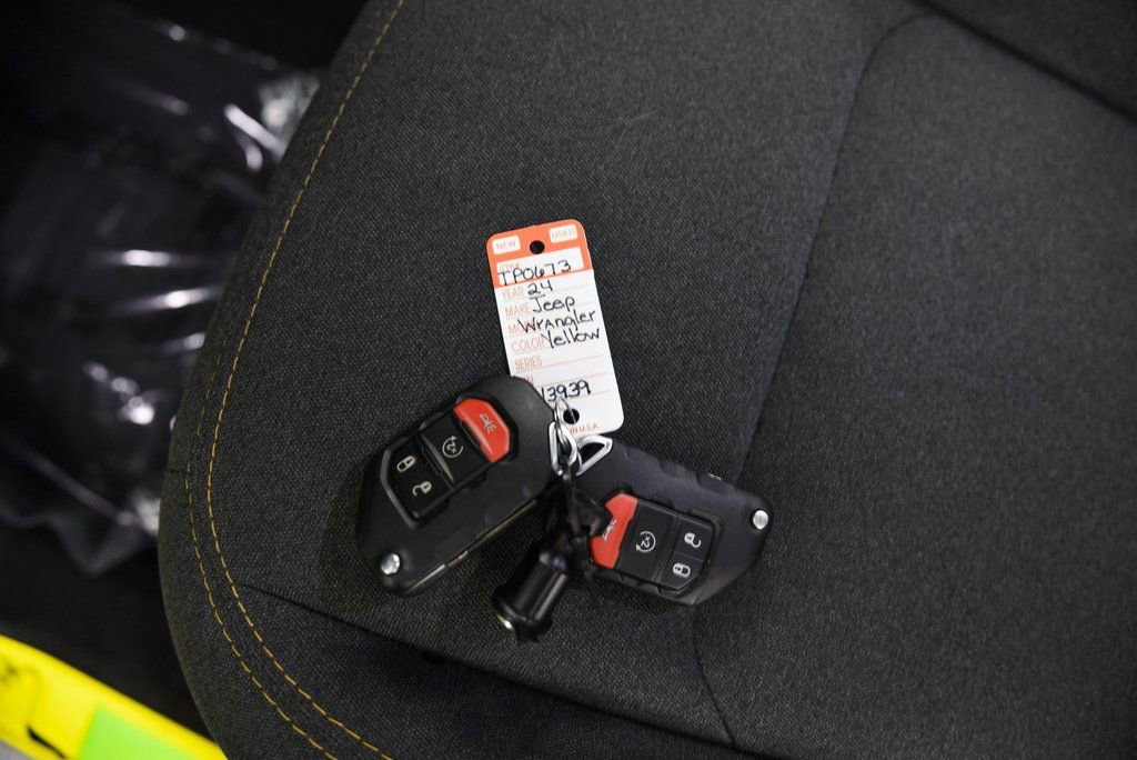 Used 2024 Jeep Wrangler Willys 4xe image 23