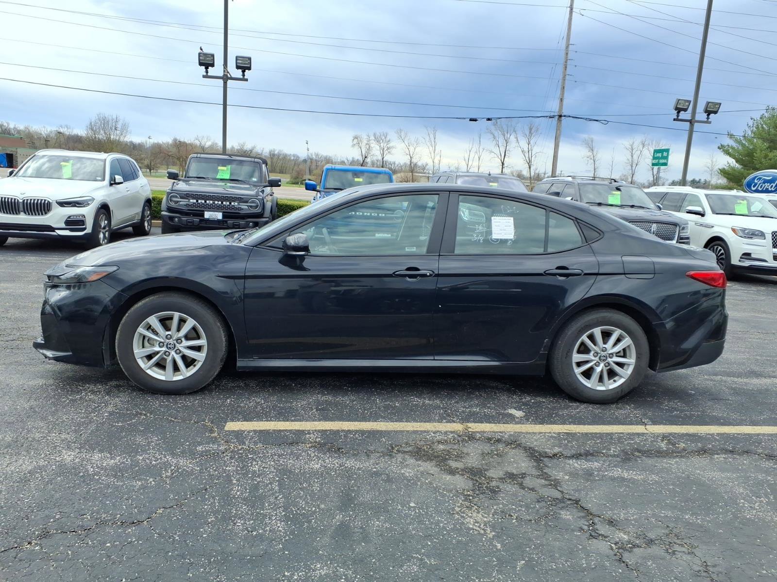 Used 2025 Toyota Camry LE image 5
