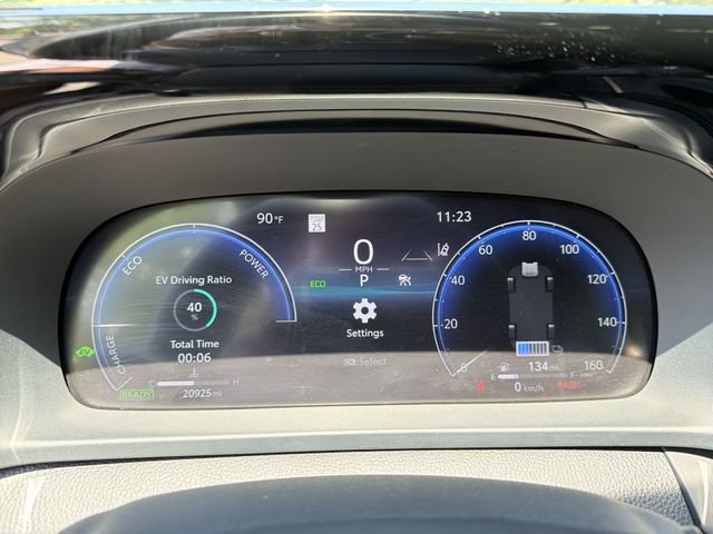 Used 2023 Toyota Crown AWD/4WD image 15