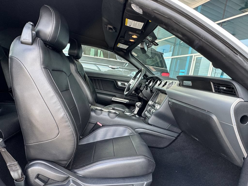 Used 2019 Ford Mustang GT Premium RWD image 31