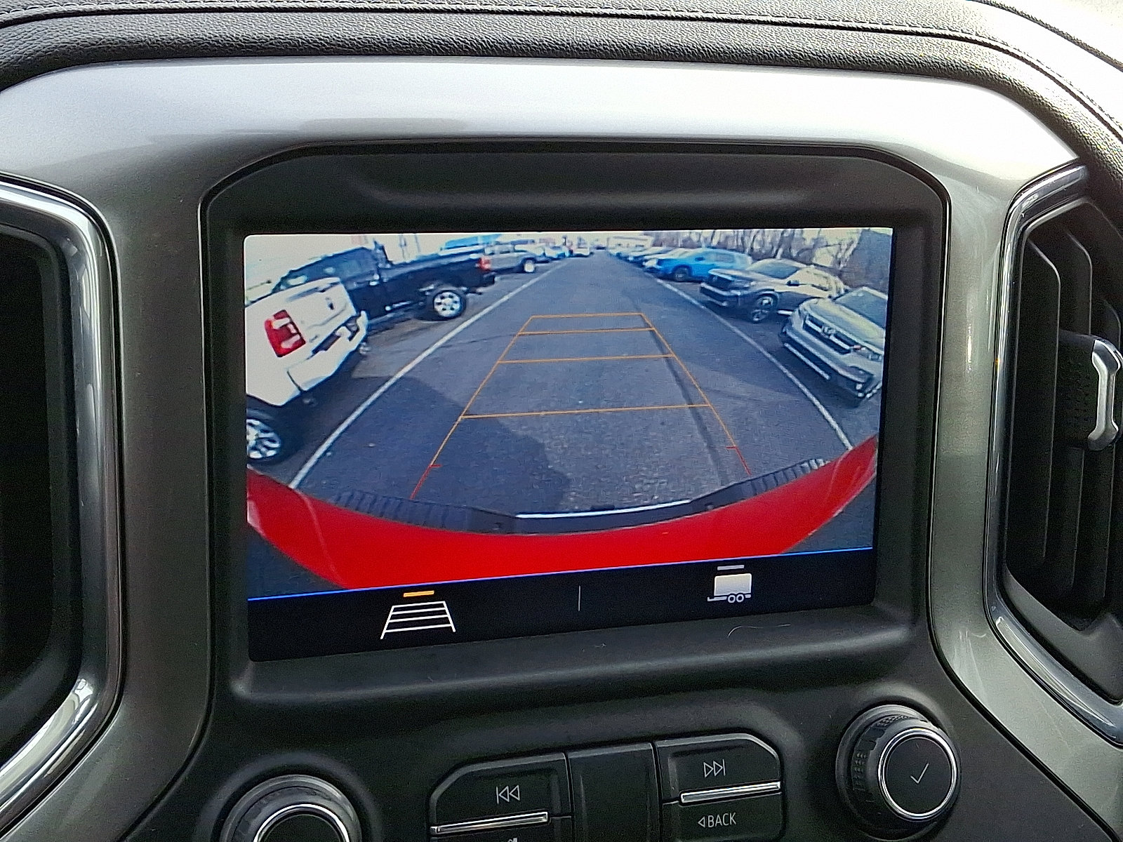 Used 2021 Chevrolet Silverado 2500 LT w/ Convenience Package image 15