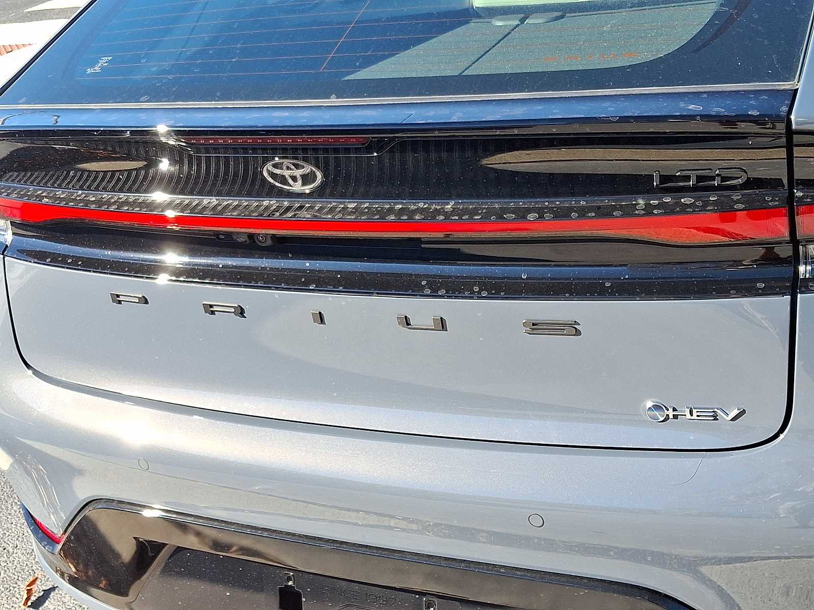 New 2027 Toyota Prius Limited w/ Limited Premium Package AWD/4WD image 5