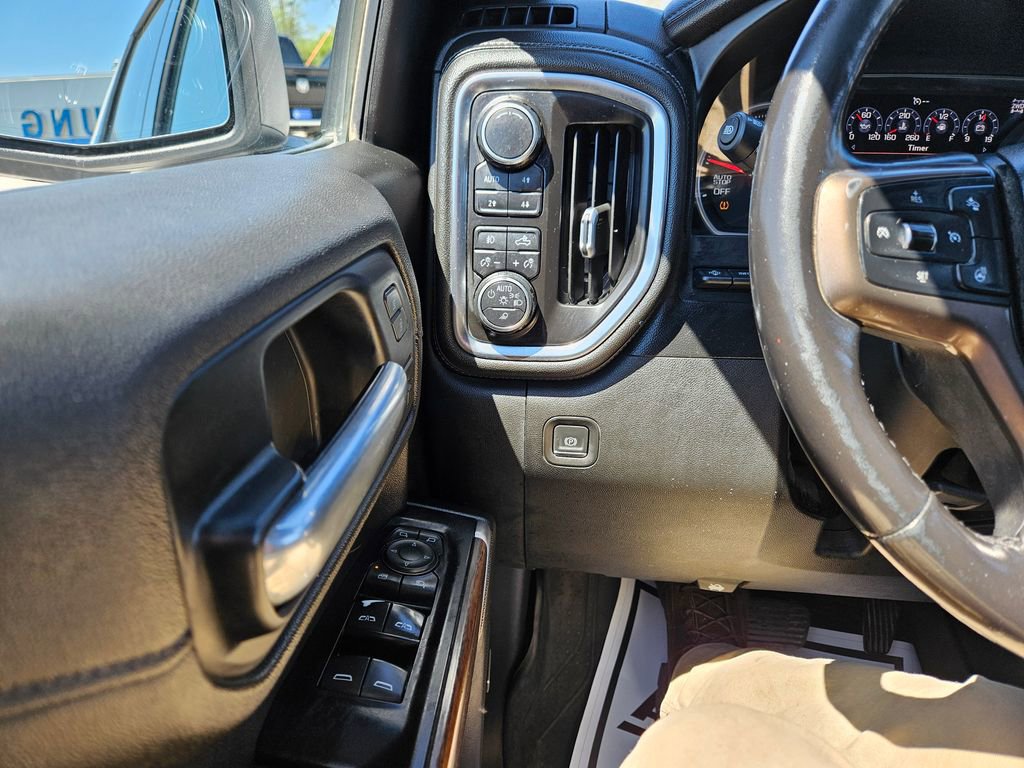 Used 2019 Chevrolet Silverado 1500 High Country w/ Technology Package AWD/4WD image 14