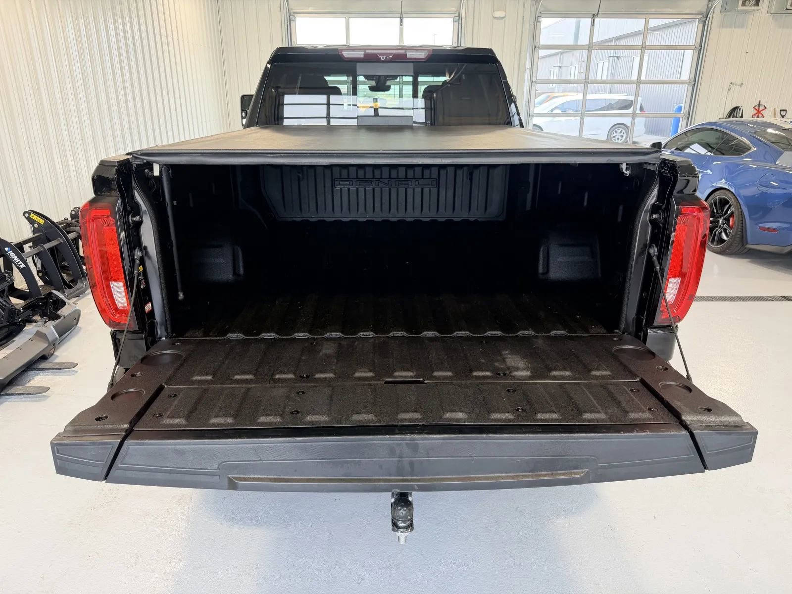 Used 2021 GMC Sierra 1500 Denali w/ Technology Package AWD/4WD image 20
