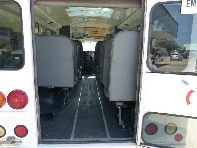 Used 2007 Chevrolet Express 3500 w/ School Bus Package RWD image 14