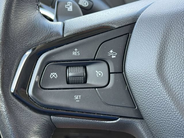 Certified 2023 Chevrolet Bolt EUV LT w/ Convenience Package FWD image 24