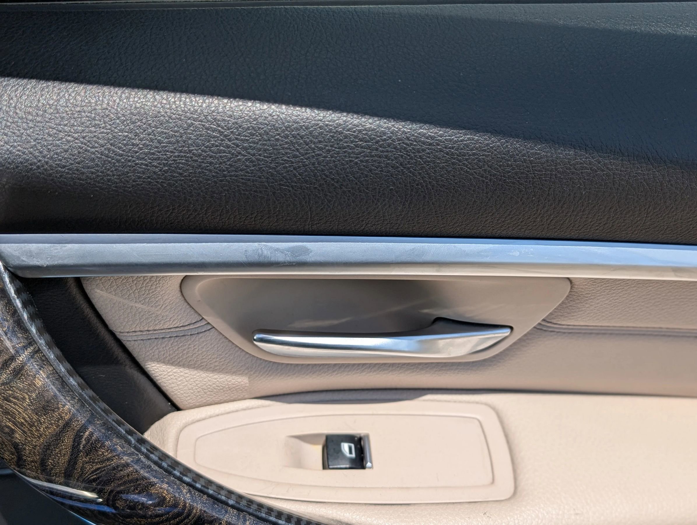 Used 2017 BMW 330i Sedan image 9