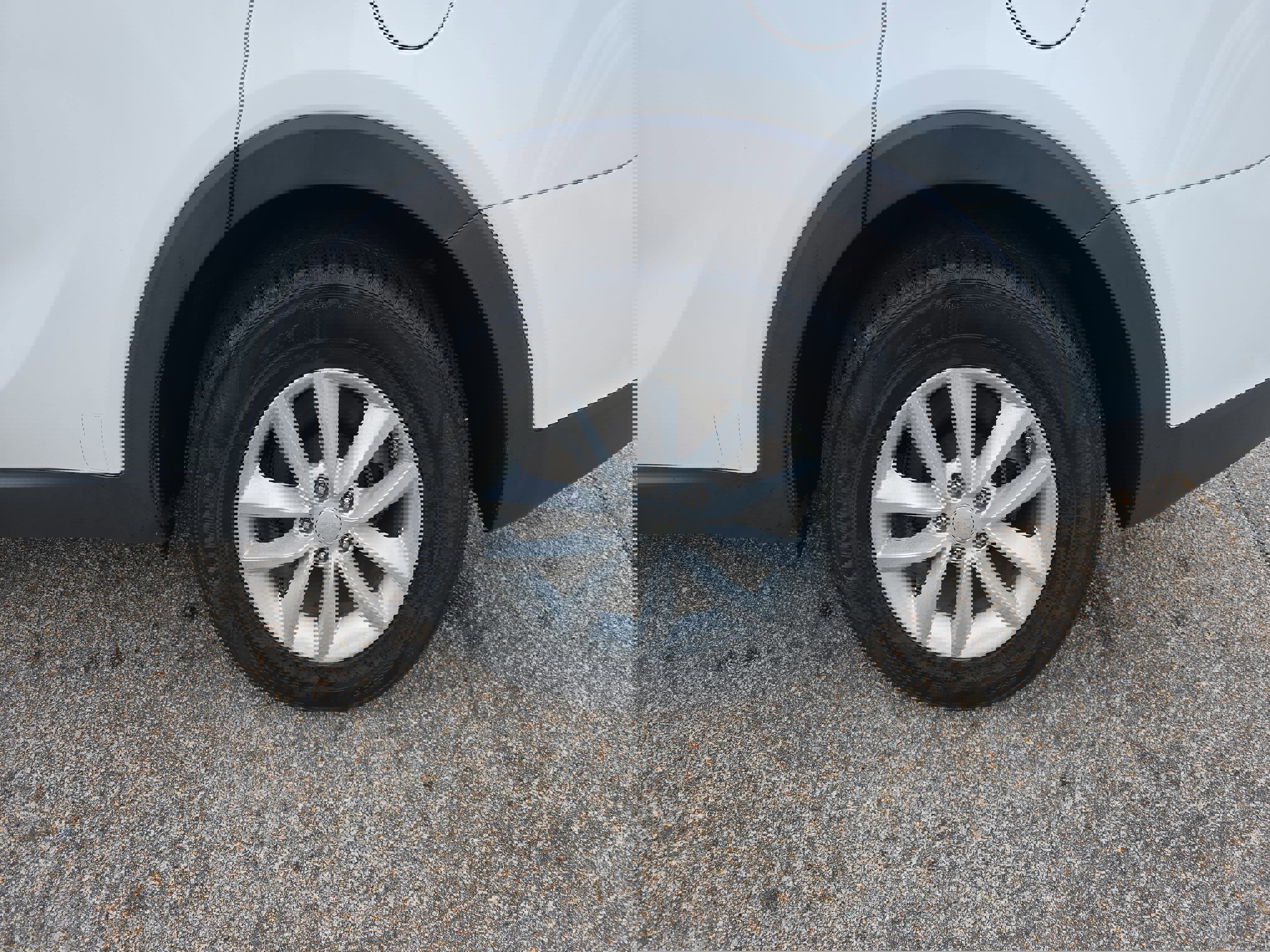 Used 2016 Kia Sorento LX image 36