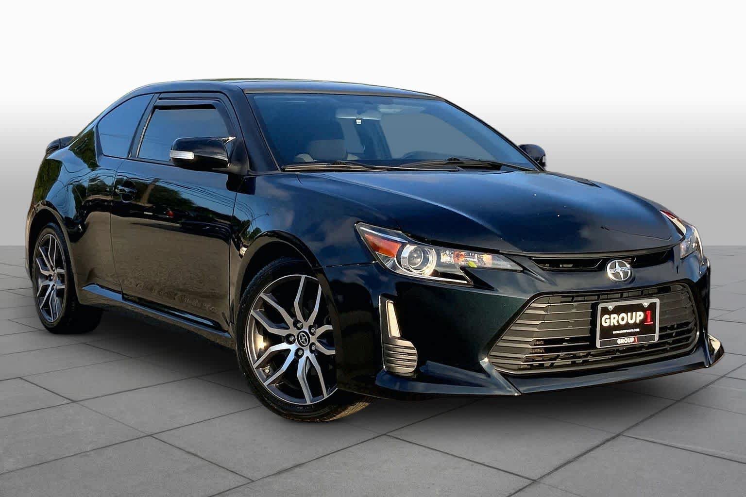 Used 2015 Scion tC FWD image 3