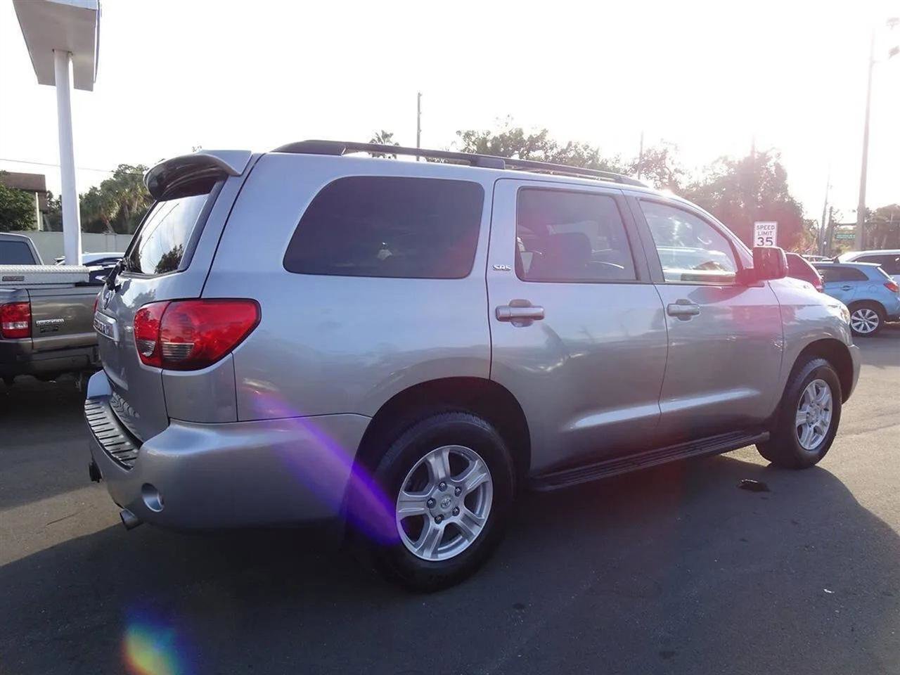 Used 2012 Toyota Sequoia SR5 image 3
