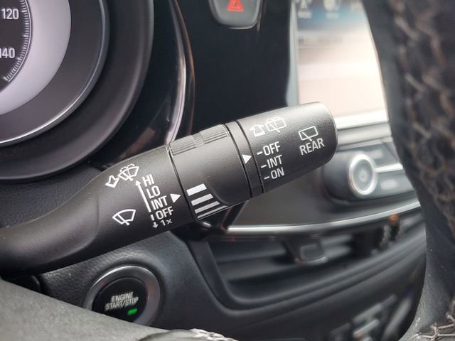 Used 2019 Buick Envision Essence FWD image 27