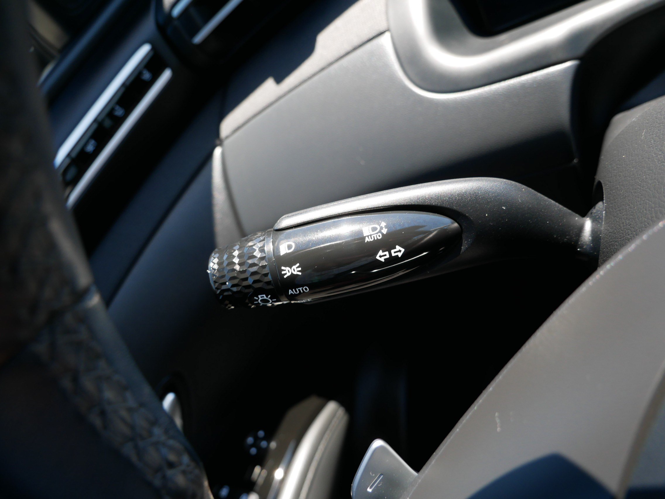 Certified 2023 Hyundai Tucson Limited AWD/4WD image 31