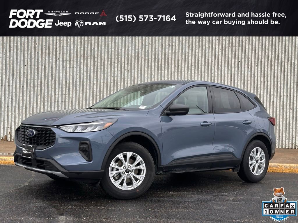 Used 2025 Ford Escape Active w/ Tech Pack #1 AWD/4WD image 1