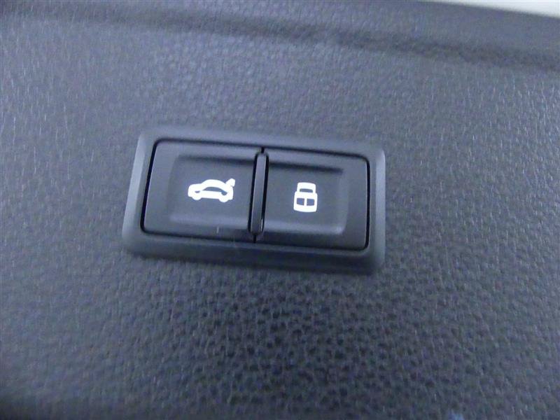 Used 2018 Audi Q5 Prestige AWD/4WD image 31