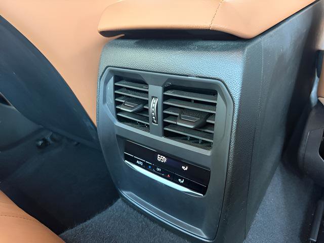 Used 2023 BMW 230i Coupe image 23