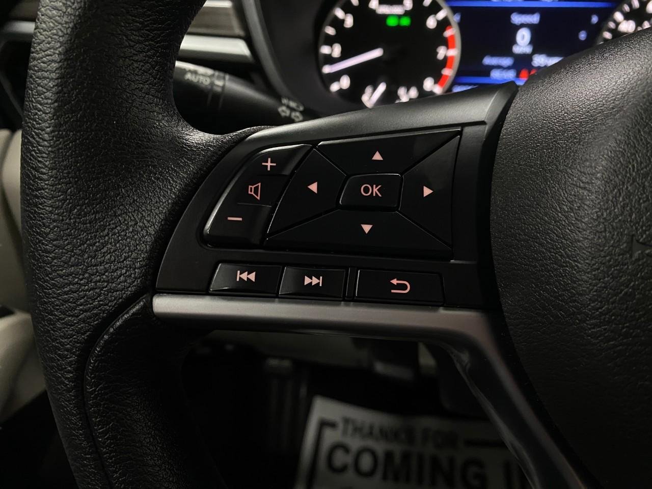 Certified 2025 Nissan Altima 2.5 SV FWD image 15