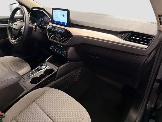 Used 2020 Ford Escape SE image 28