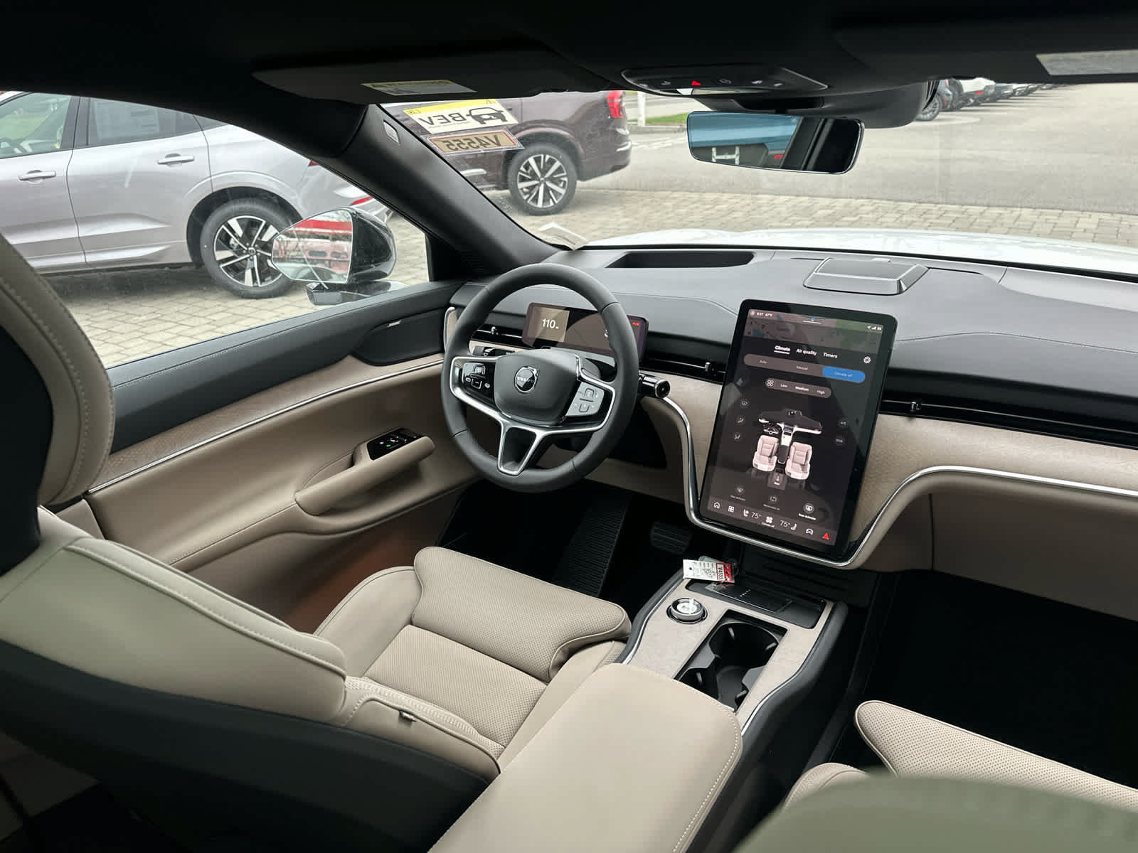 New 2026 Volvo EX90 Plus AWD/4WD image 48