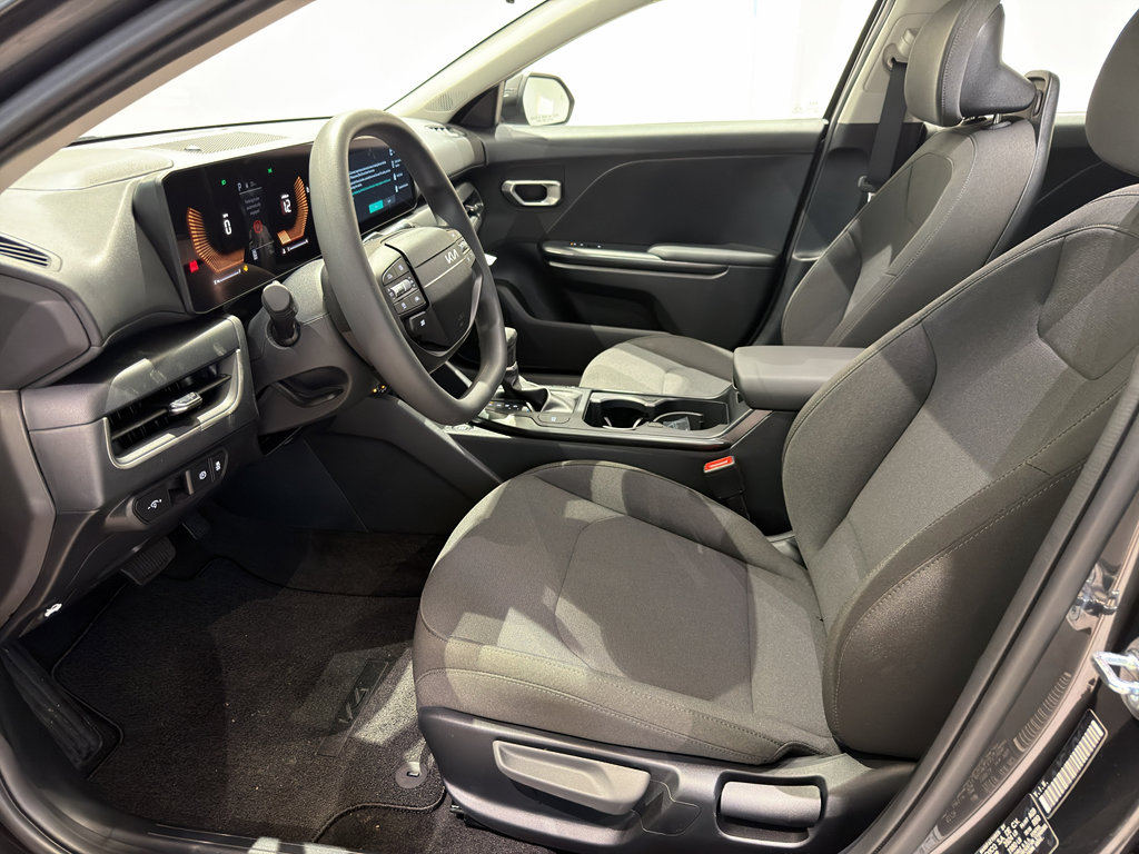 New 2026 Kia K4 FWD image 12