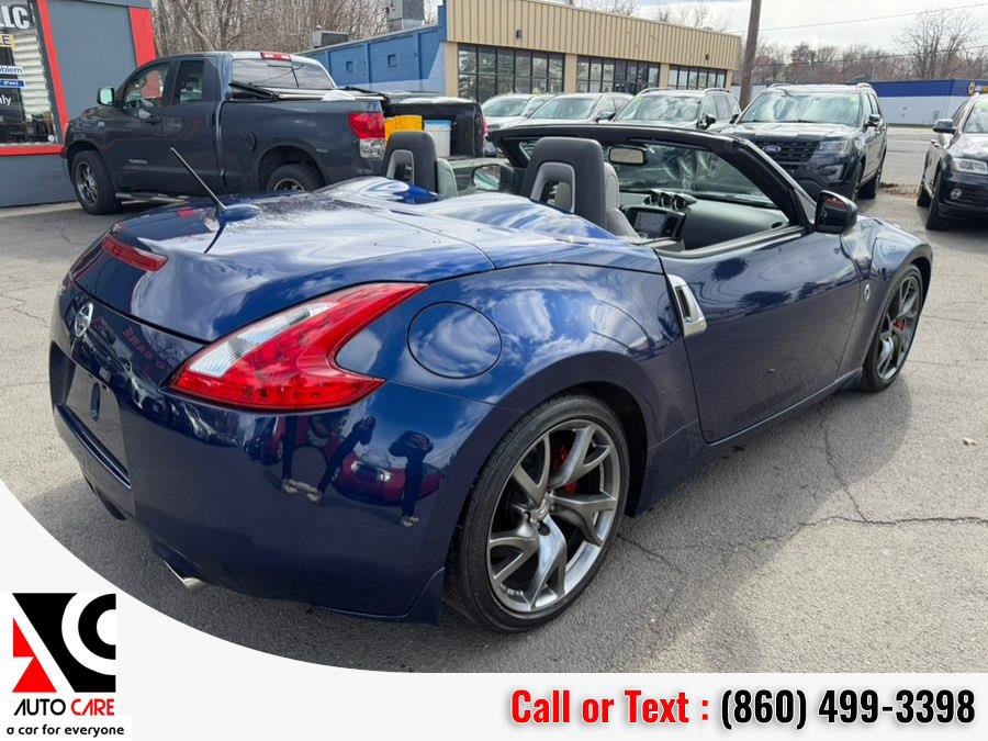 Used 2016 Nissan 370Z Touring Sport RWD image 31