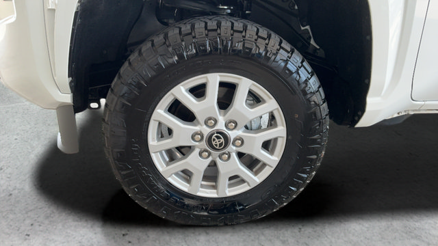 Used 2026 Toyota Tacoma SR5 AWD/4WD image 26