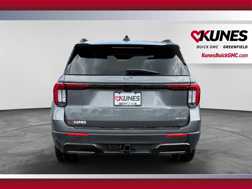 Used 2025 Ford Explorer ST-Line AWD/4WD image 9