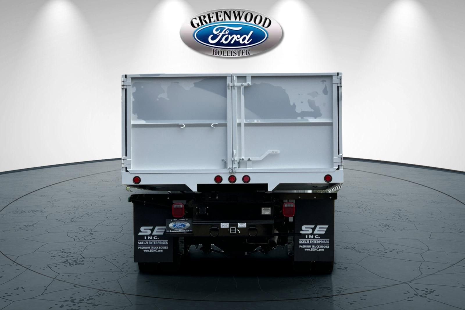 New 2024 Ford F450 XL image 5