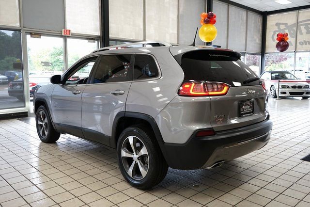 Used 2019 Jeep Cherokee Limited image 5