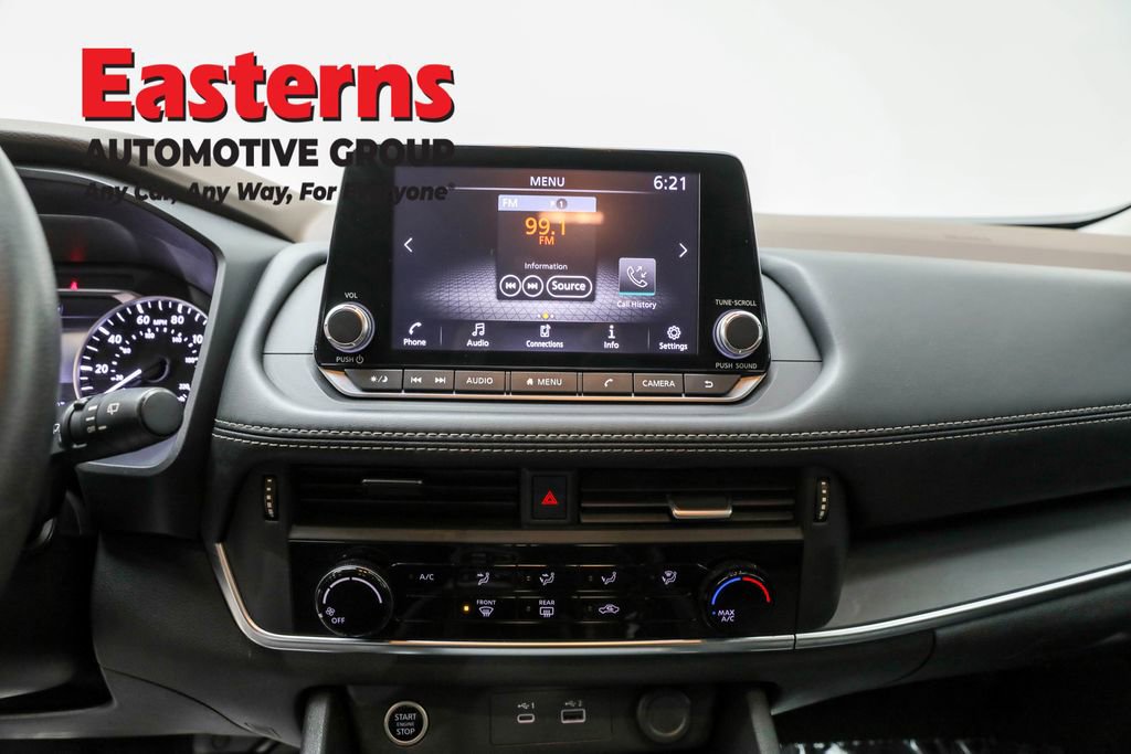 Used 2021 Nissan Rogue S image 12