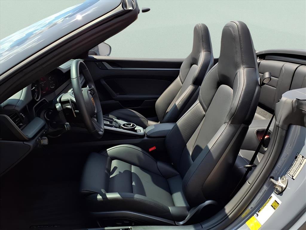Used 2023 Porsche 911 Carrera 4S image 22