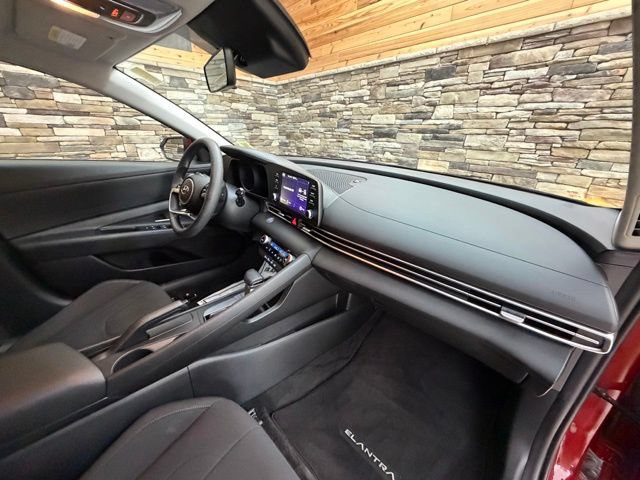 Certified 2023 Hyundai Elantra SEL w/ Cargo Package FWD image 15