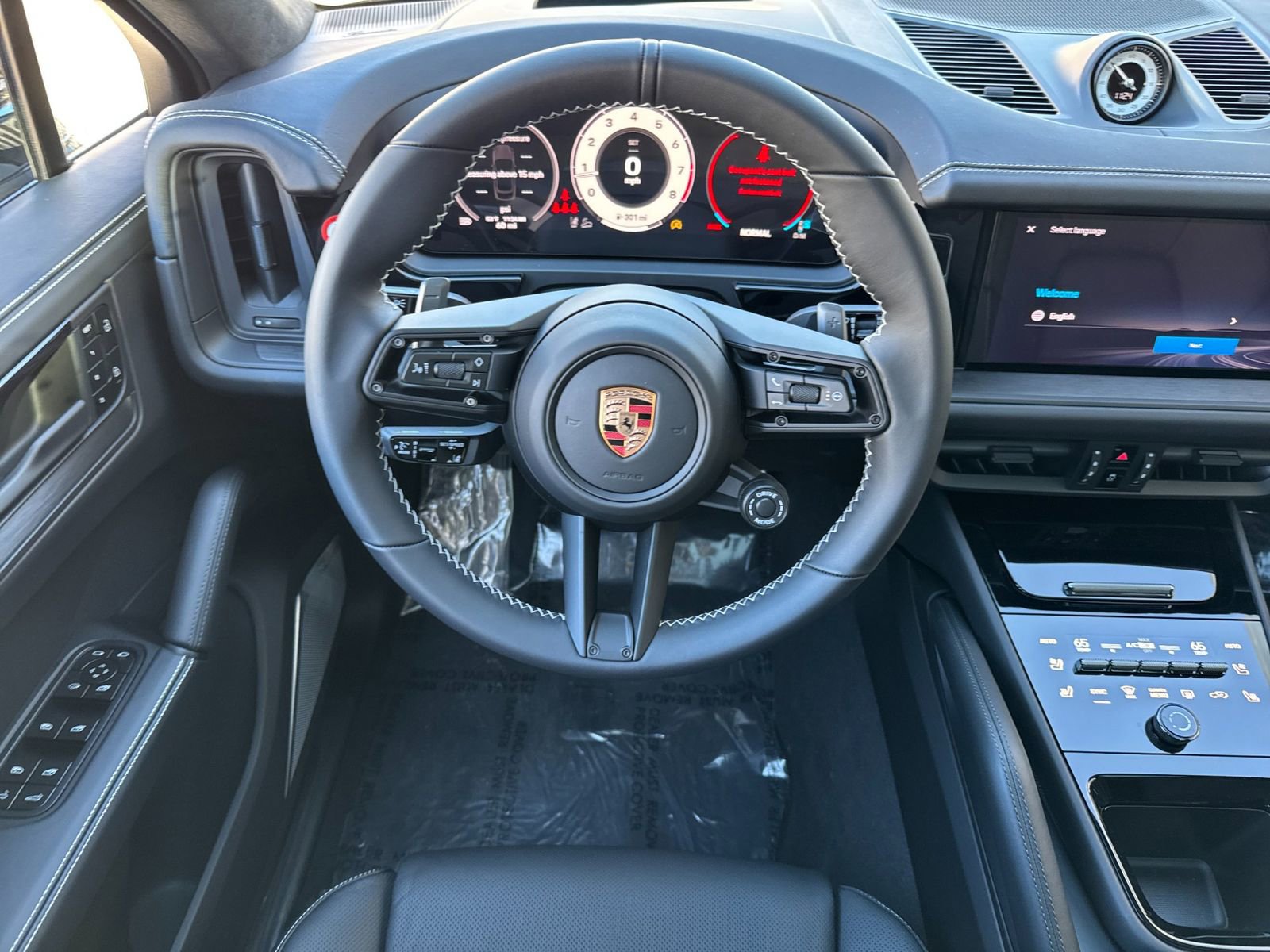 Certified 2026 Porsche Cayenne GTS image 16