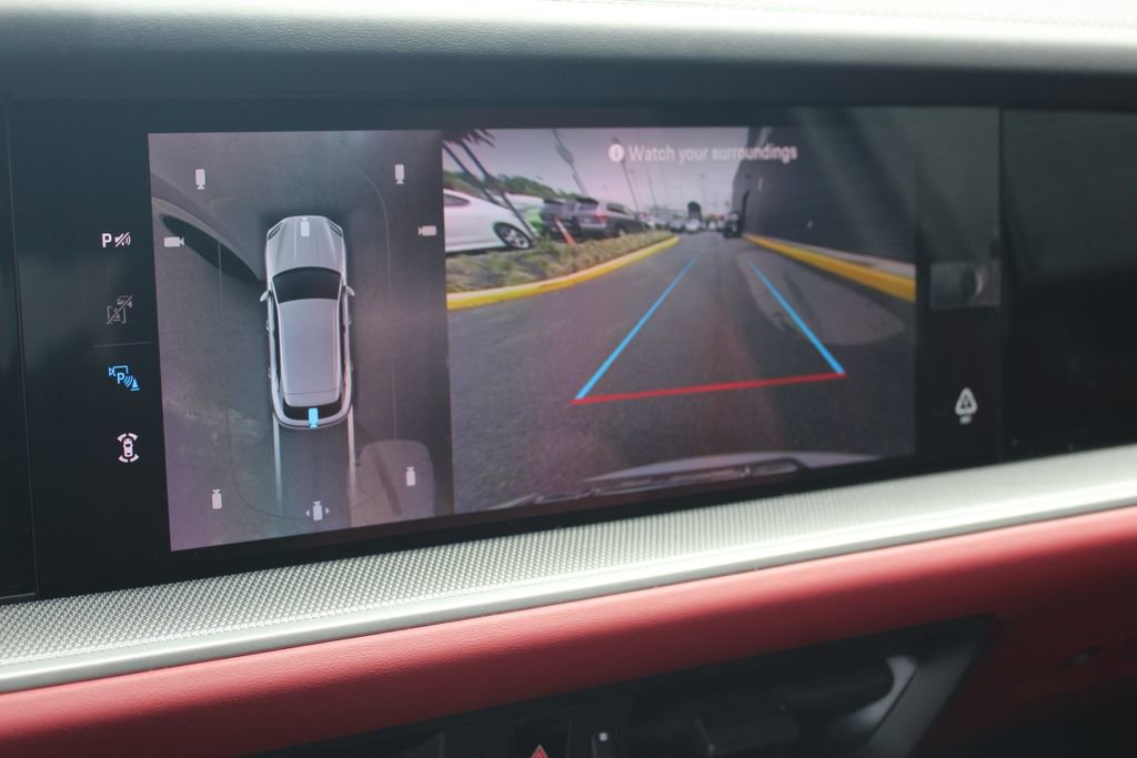New 2026 Porsche Cayenne image 20