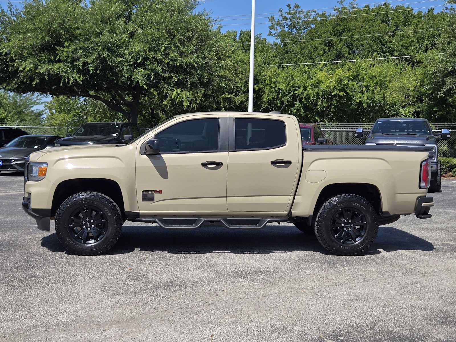 Used 2021 GMC Canyon AT4 AWD/4WD image 4