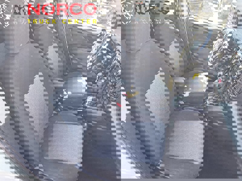 Used 2018 RAM ProMaster City SLT w/ Lights & Wheels Group image 20