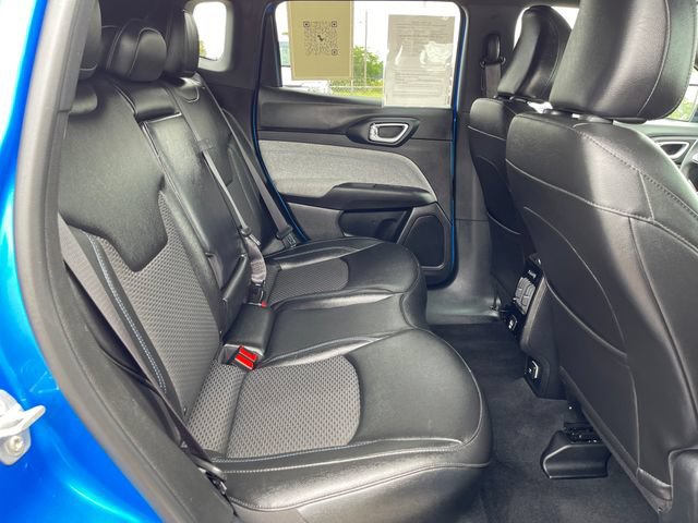 Used 2024 Jeep Compass Latitude AWD/4WD image 30