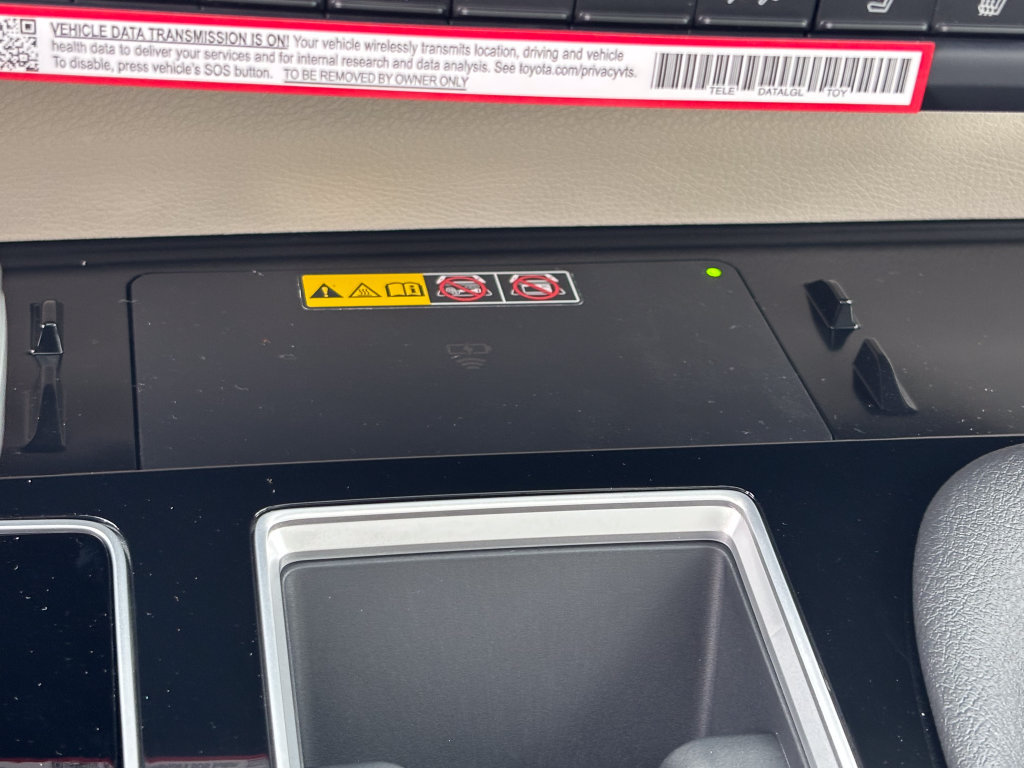 New 2026 Toyota Sienna Limited AWD/4WD image 17