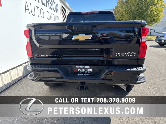 Used 2022 Chevrolet Silverado 3500 High Country w/ Z71 Off-Road Package image 4