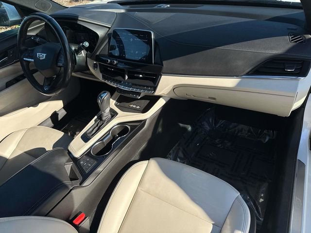 Used 2022 Cadillac CT4 Luxury w/ Cold Weather Package image 18