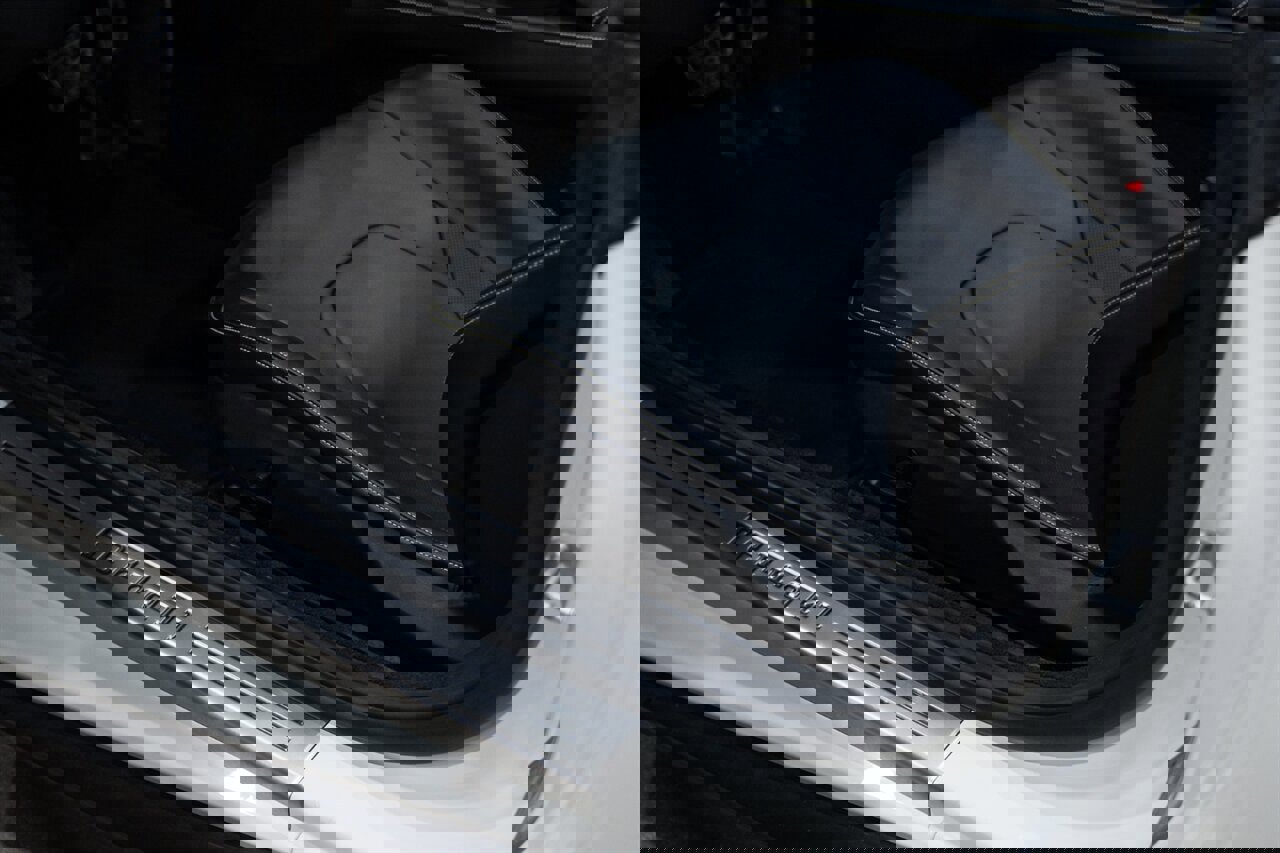 Used 2019 Ferrari Portofino image 27