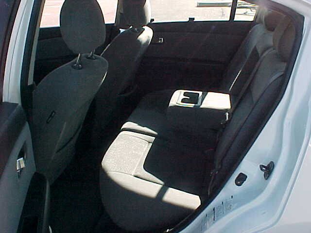 Used 2010 Nissan Sentra 2.0 SR image 10