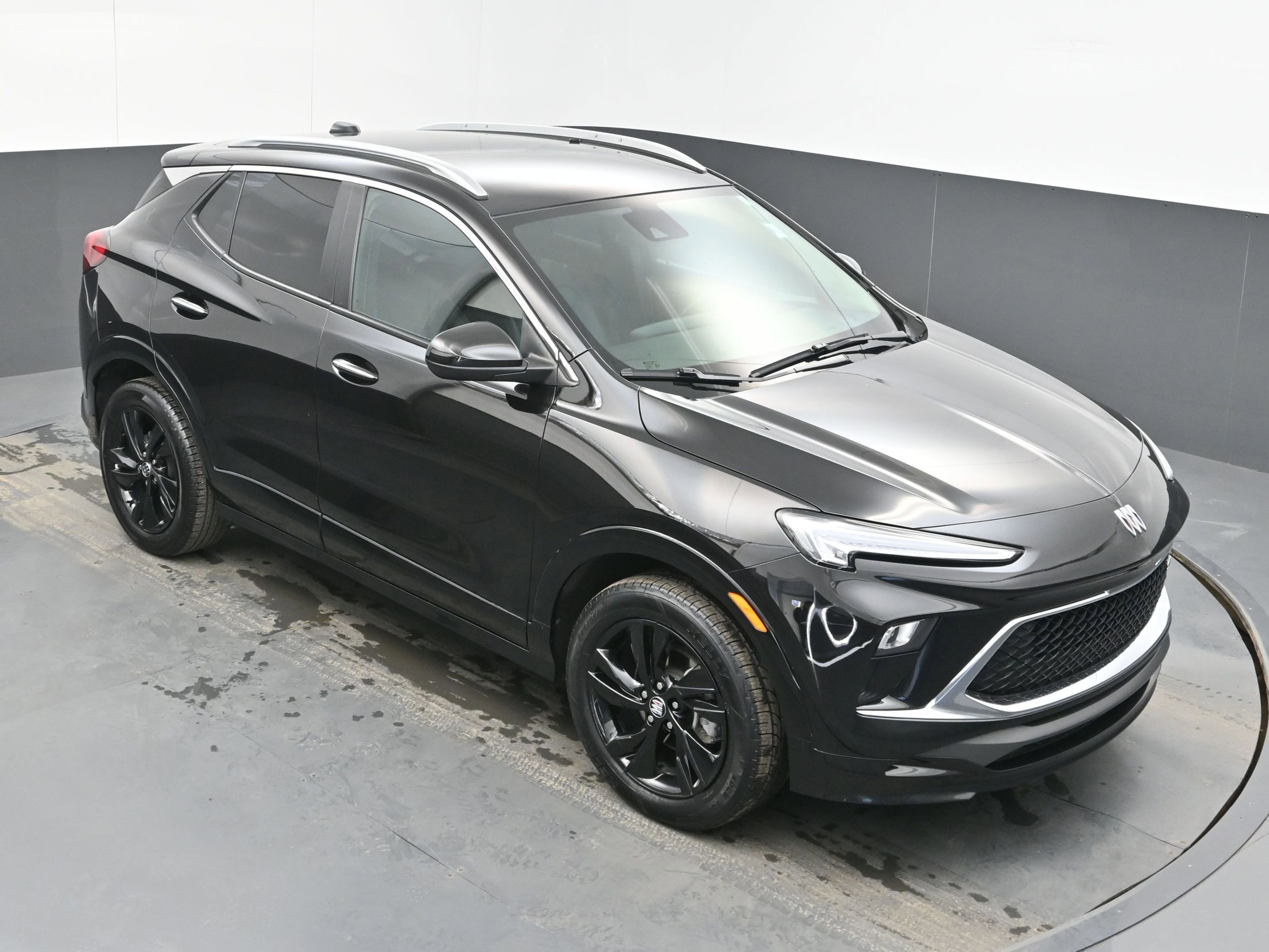 Used 2024 Buick Encore GX Sport Touring image 31