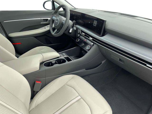 New 2025 Hyundai Sonata SEL FWD image 15