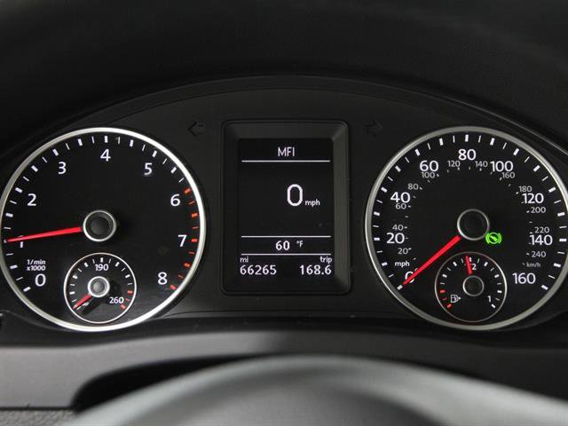 Used 2017 Volkswagen Tiguan S image 8