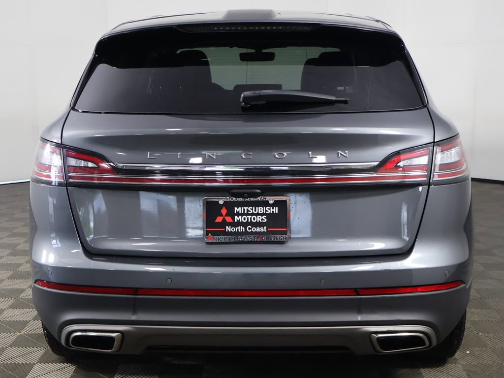Used 2023 Lincoln Nautilus FWD w/ Premium Package image 12