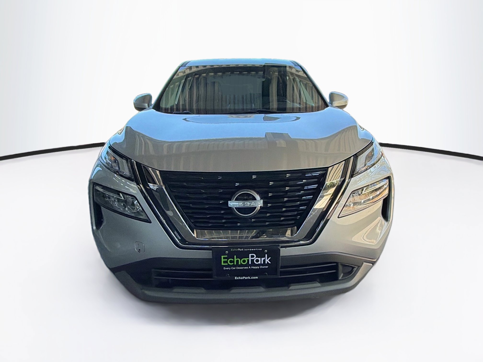 Used 2023 Nissan Rogue SV AWD/4WD image 2