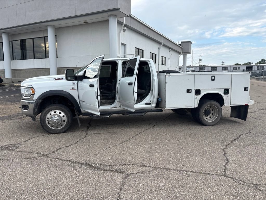 Used 2023 RAM 4500 SLT w/ Quick Order Package 2YG SLT AWD/4WD image 4