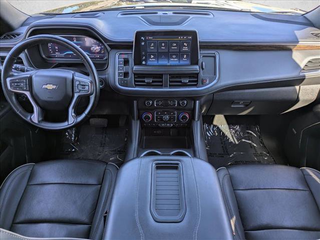 Used 2023 Chevrolet Suburban Premier image 16