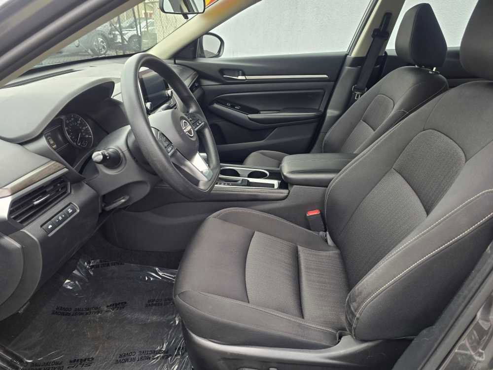 Used 2023 Nissan Altima 2.5 SV image 8